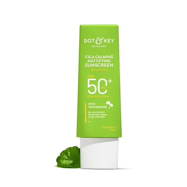 Dot and Key Cica Calming Mattifying Sunscreen SPF 50+ PA++++ with Niacinamide 80g (EXP2026/6/30)